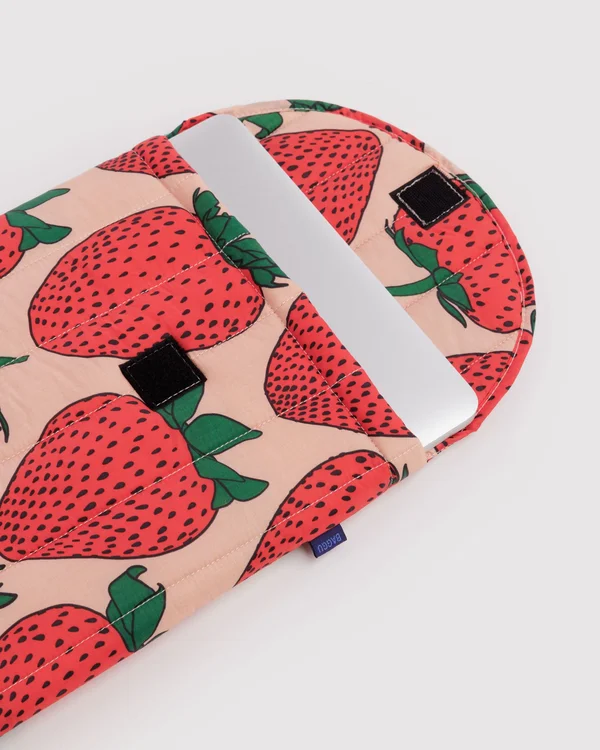 Puffy Laptop Sleeve 16" - Strawberry - Size: OS